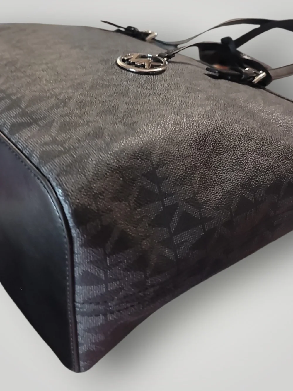 Michael Kors Jet Set Travel Top Zip Signature Monogram Tote, Black Like New